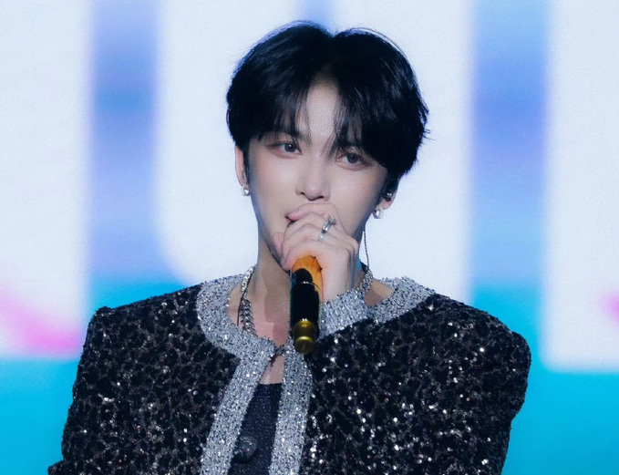 <b>김재중</b>, 日 <b>오리콘 차트 1위</b>…3년 만에 정상 차지