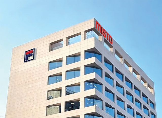 유통街 주총시즌 마무리...간판 바꿔다는 기업들 - 뉴스 썸네일 이미지