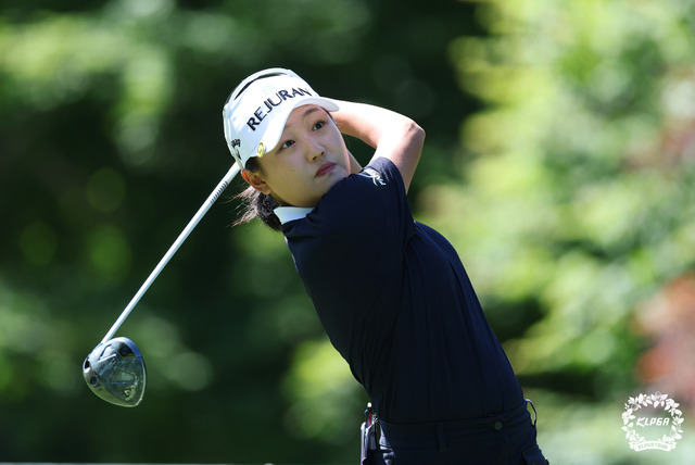 버디만 6개 조혜림, KLPGA 투어 <b>하이원</b>리조트 여자 오픈 첫날 1위…‘무...