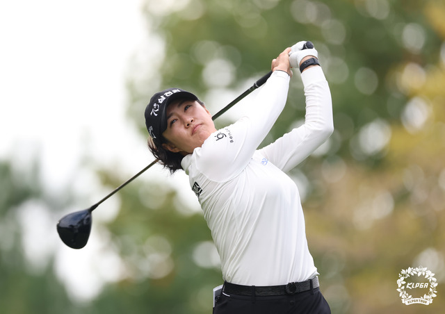 <b>마다솜</b>·<b>박혜준</b>, KLPGA 투어 <b>광남일보</b>·해피니스 <b>오픈</b> 2라운드 공동 1위