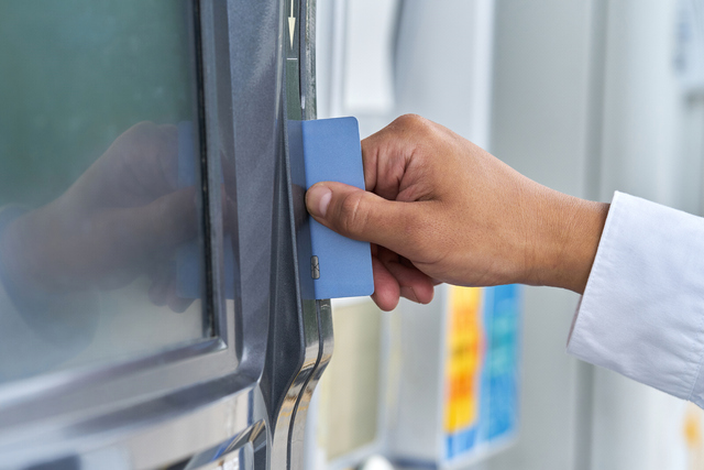 [비바100] 혜택도 맞춤 시대...카드사들, 일상 소비 패턴 파고든다 - 뉴스 썸네일 이미지