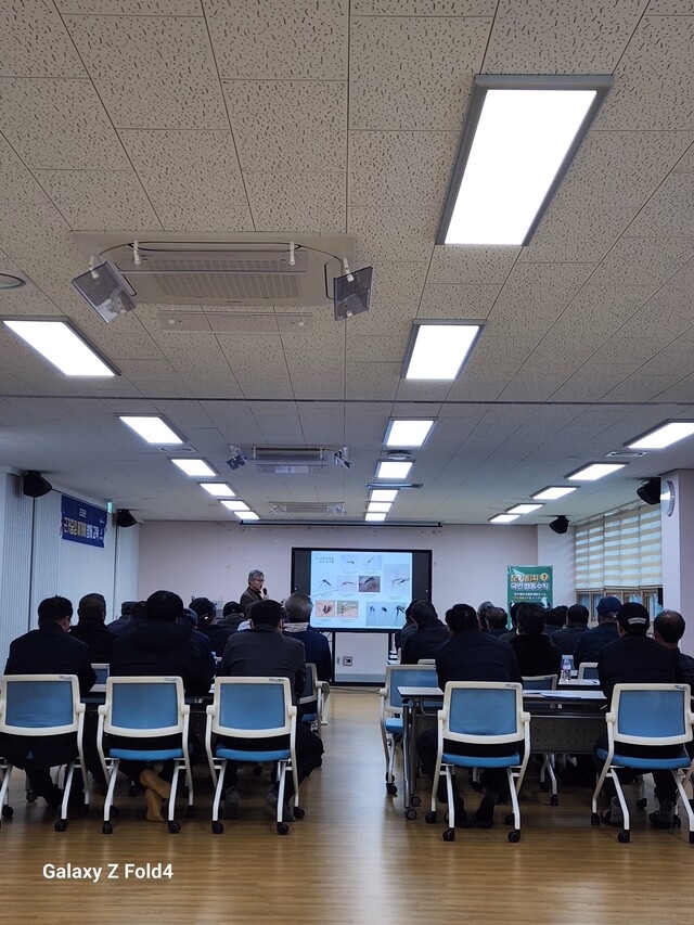 사천시, '모기 매개체 방제사업' 교육 실시 - 뉴스 썸네일 이미지