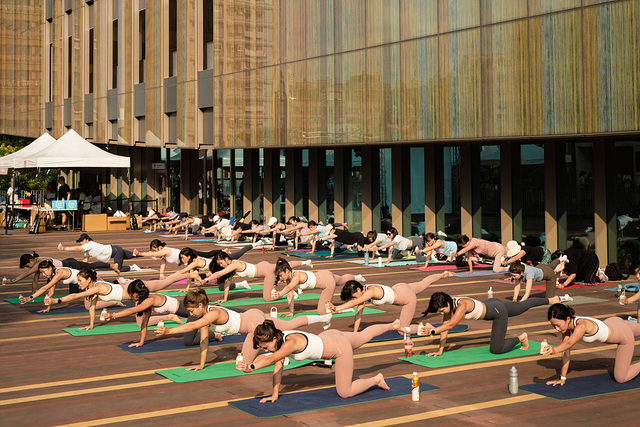 '레깅스' 한류 새 주인공 되나... K애슬레저, 글로벌 시장 공략 '가... - 뉴스 썸네일 이미지