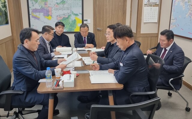 경남도, 철도 11개 노선 확충 및 사천공항 기능재편 국가계획 반영 총력 - 뉴스 썸네일 이미지