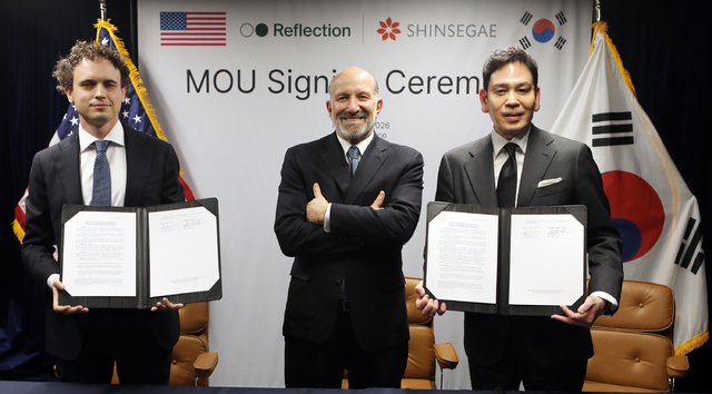 신세계, 리플렉션 AI와 ‘전방위 혁신’…리테일부터 데이터센터까지 AI 승부수