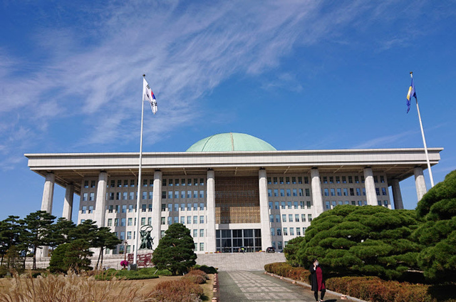 여야, 산업기술혁신 촉진법 개정 추진⋯ AI부터 판로까지 전방위 손질
