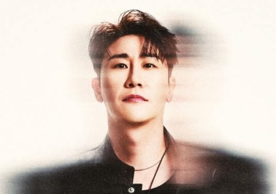 <b>영탁</b>, 브랜드 콘서트 ‘<b>TAK SHOW5</b>’ 10월 <b>개최</b>…티켓 예매 일정 공개