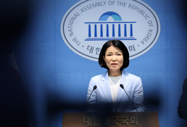 국힘, 이진숙 ‘5·18 토론회’ <b>징계</b> 선긋기…당내선 “제명해야”