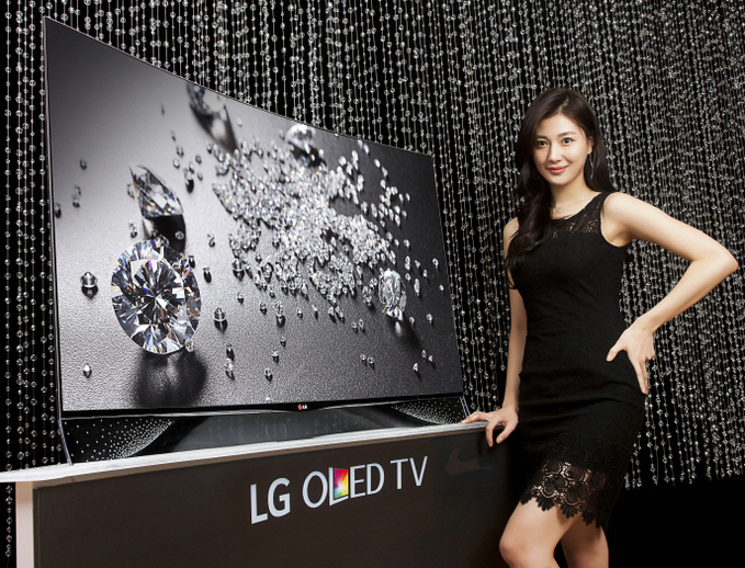 LG 올레드 TV, 스와로브스키를 만나다