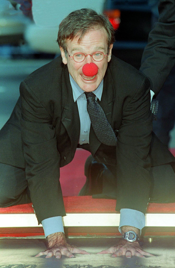 US-ROBIN WILLIAMS HANDPRINTS