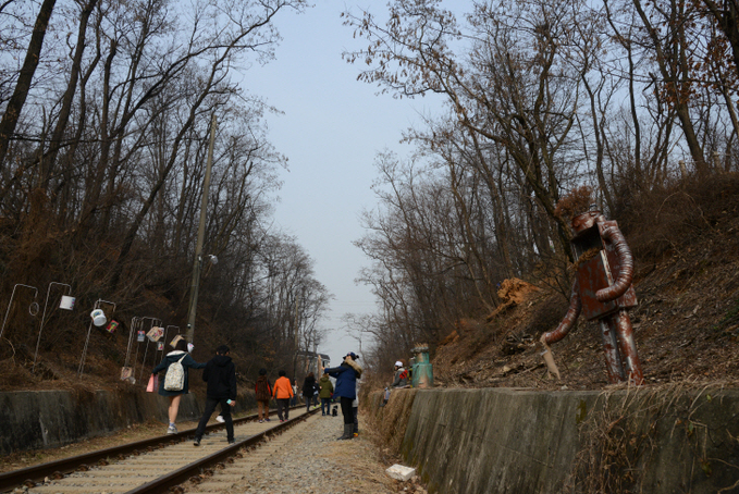 사색과 공감의 길 구로 '항동 철길'