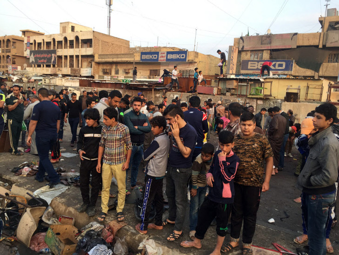 IRAQ-BAGHDAD-SUICIDE BOMBING <YONHAP NO-0386> (XINHUA)