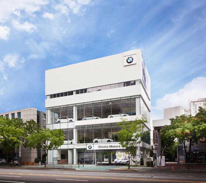 사진- BMW 마포 전시장