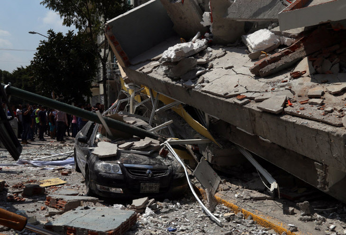 MEXICO-MEXICO CITY-EARTHQUAKE <YONHAP NO-1759> (XINHUA)