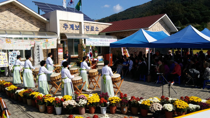 공주시 유구읍 추계보건진료소, 국화꽃 전시회