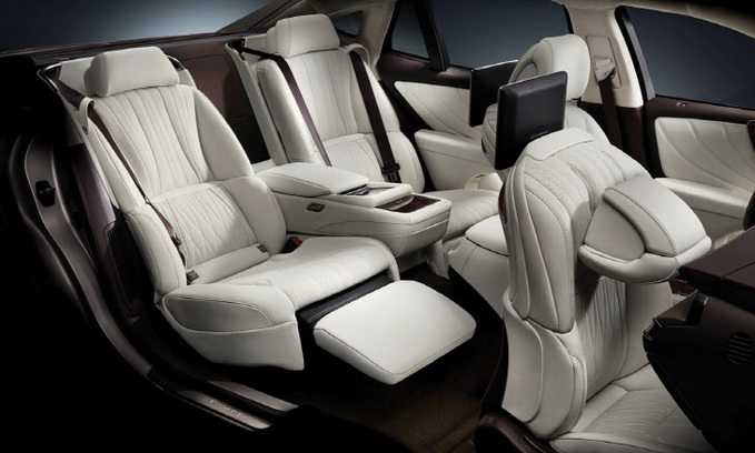 Lexus LS_Interior (2)