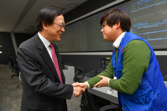 (20180214)(보도자료) 김용환 회장 NH통합IT센터 방문(사진3)