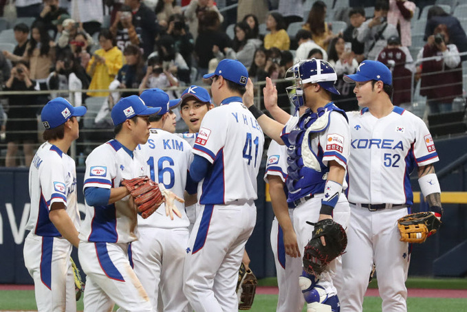 한국, 2019 WBSC 프리미어 12 평가전 승리<YONHAP NO-4045>