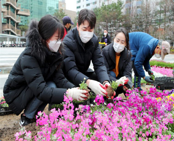 김충수기자