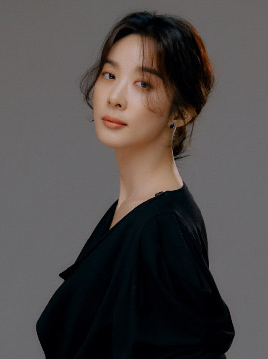 이청아 프로필