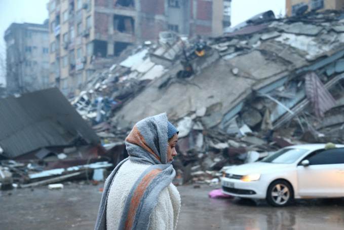 TURKEY-QUAKE/ <YONHAP NO-1247> (REUTERS)