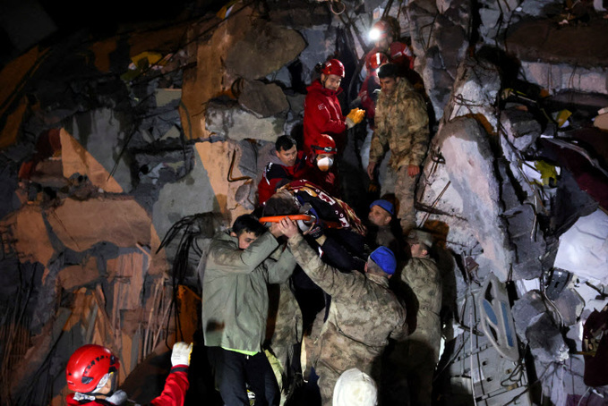 TURKEY-QUAKE/ <YONHAP NO-1250> (REUTERS)