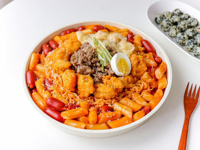 [사진자료] 돼지 파티 떡볶이 (1)