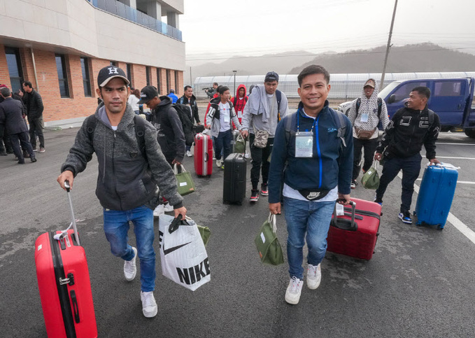 양구군 찾은 필리핀 계절근로자<YONHAP NO-3310>