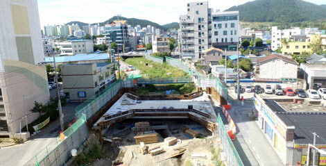 남내1새마을교 재가설 공사 현장