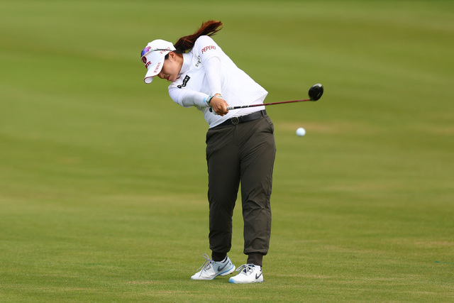 ‘<b>홀인원</b>’ <b>김아림</b>, LPGA 투어 롯데 <b>챔피언십</b> 3라운드 1위